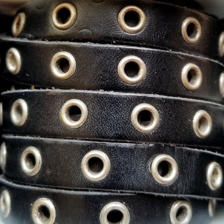 black 10 mm flat leather with eyelets