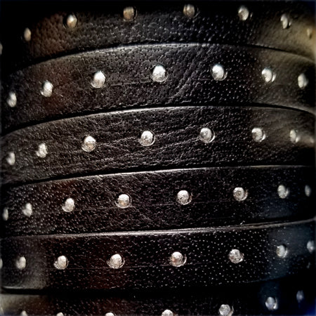 10 mm flat leather with printed silver studs