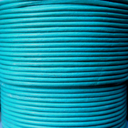 Turquoise 1.5 mm plain round leather