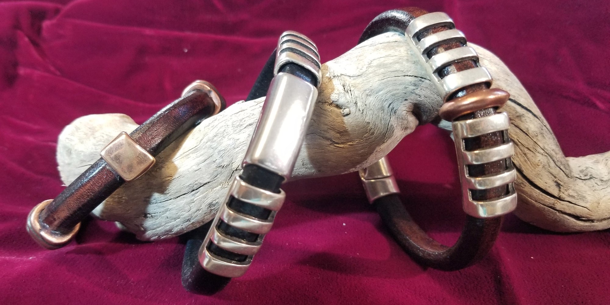 Welcome to the Leather Crafter. Your source of high quality leather and components. We have everything you need for making beautiful jewelry!