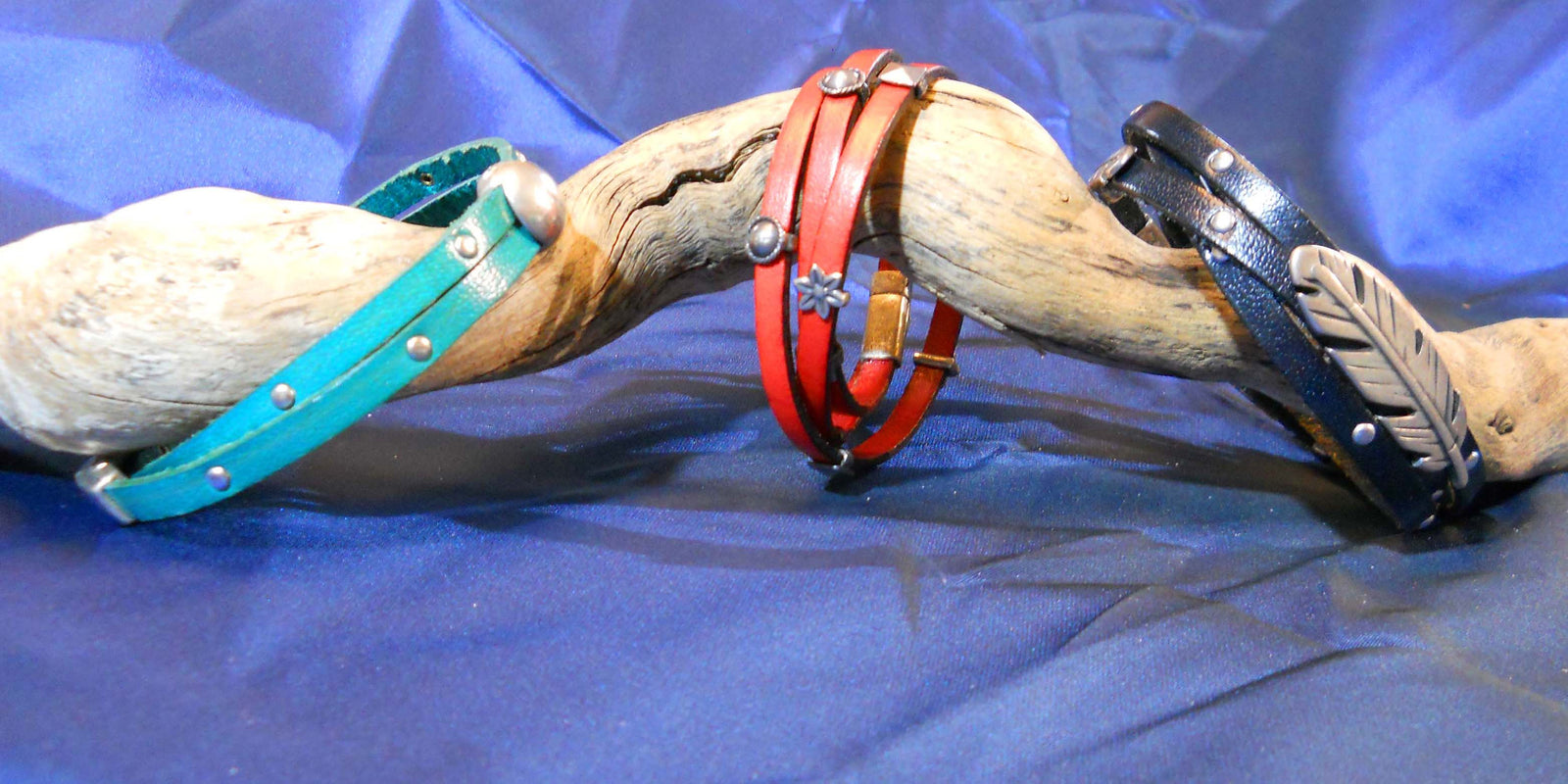 Welcome to the Leather Crafter. Your source of high quality leather and components. We have everything you need for making beautiful jewelry!