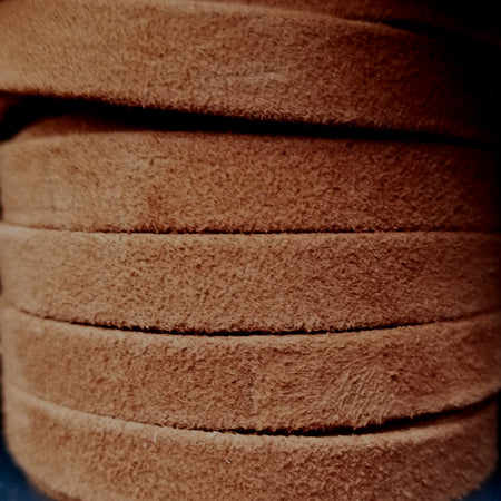 Tan 10 mm flat Suede Leather