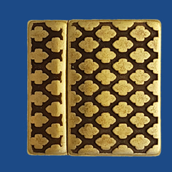 Antique brass plated diamond pattern magnetic clasp 20 mm